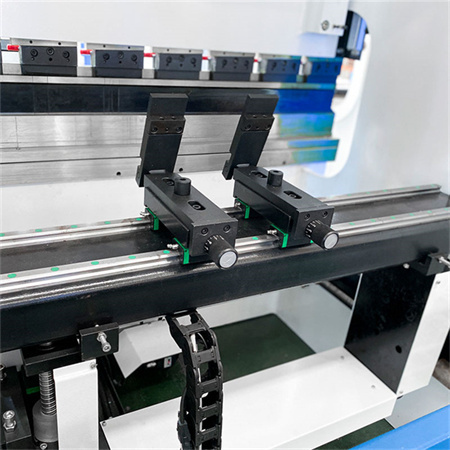 Költséghatékony elektromos hidraulikus CNC hajlítógép Press Brake a kereskedőnek