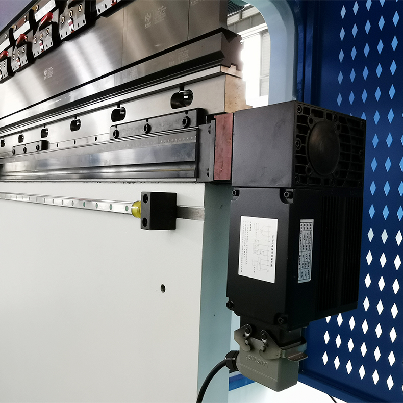 160t-4000 4 tengelyes CNC hidraulikus hajlítógép féknyomó