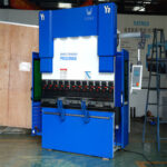 CNC kézi lemezhajlító gép 80 tonnás hidraulikus présfékező fémhajlító gép