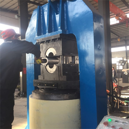 18 éves ipari tapasztalat 80 tonna CNC nagy pontosságú automata fém pneumatikus lyukasztó hidraulikus présgép ár
