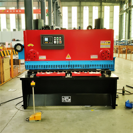 QC12K CNC Guillotine vágott fémlemez 6 m hosszú 8 mm vastagságú hidraulikus nyírógép