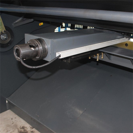 Accurl CNC 6*2500mm hidraulikus guillotine fémvágó gép/acéllemez olló