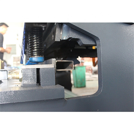 Gyári gyártás Qc11y/k-16x4000 fémlemez Jó hidraulikus CNC guillotine nyírógép funkció